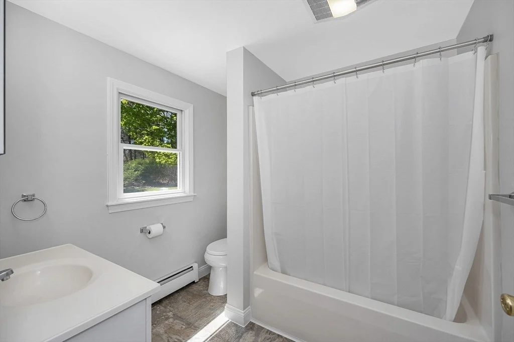 Photo of 301 Primrose Hill Rd