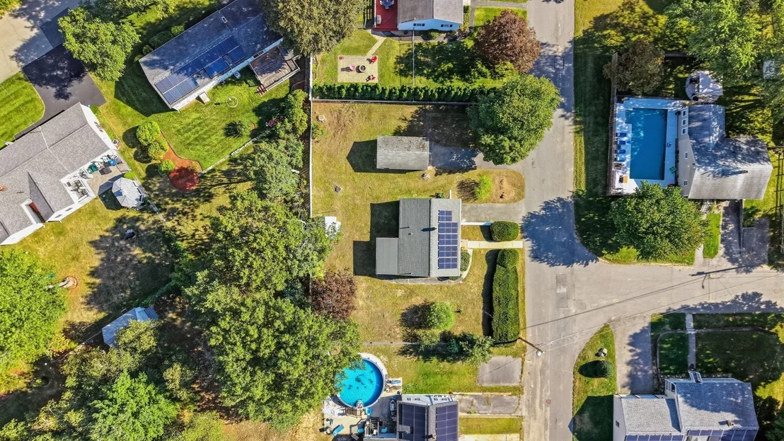 Photo of 44 Memorial Dr