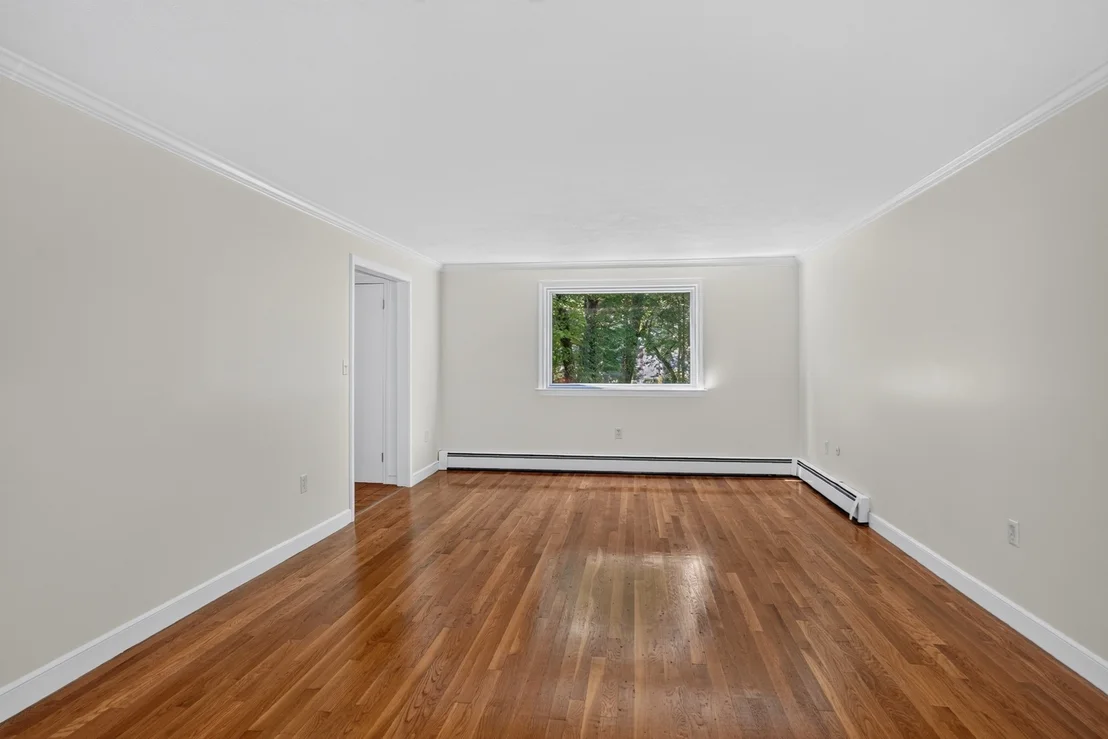Photo of 22 Coolidge Cir