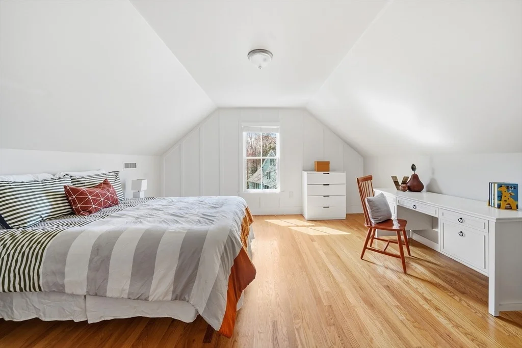 Photo of 136 Cedar St