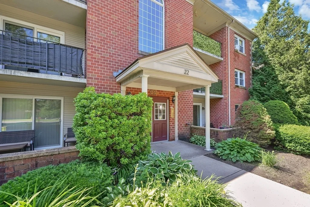 Photo of Unit J at 22 Maple Crest Cir