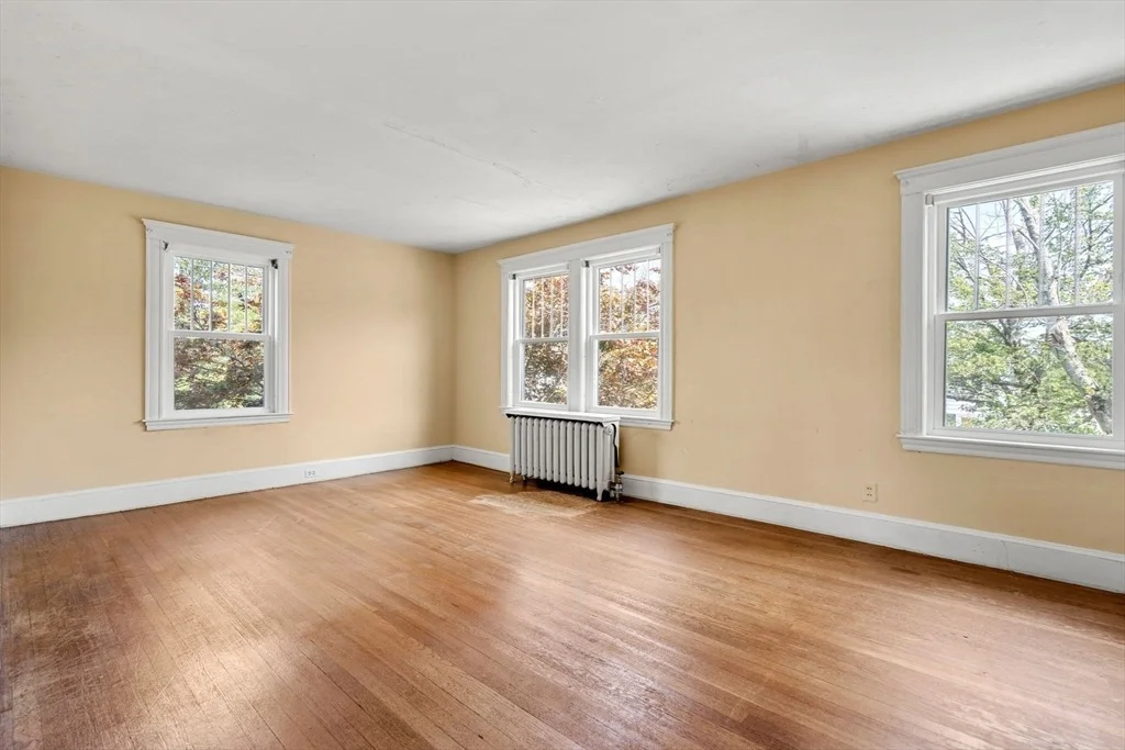 Photo of 12 Casco Rd
