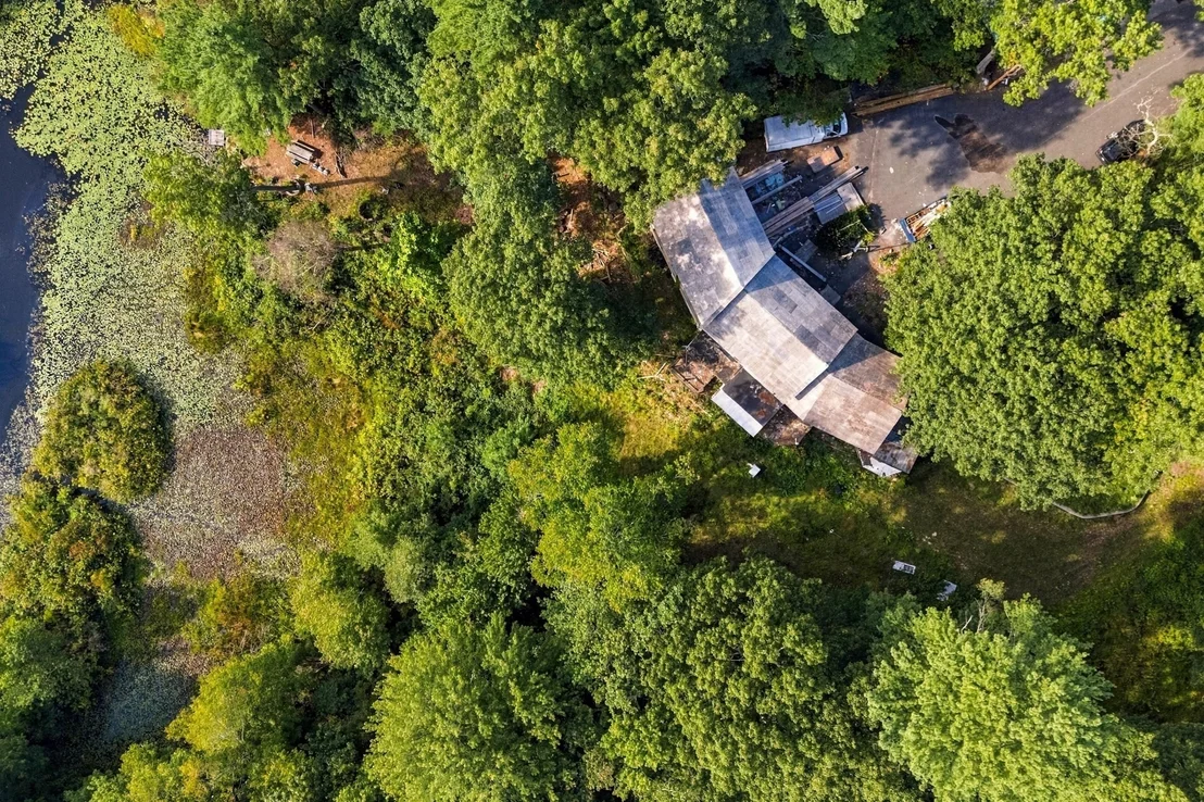 Photo of 47 Riverside Dr