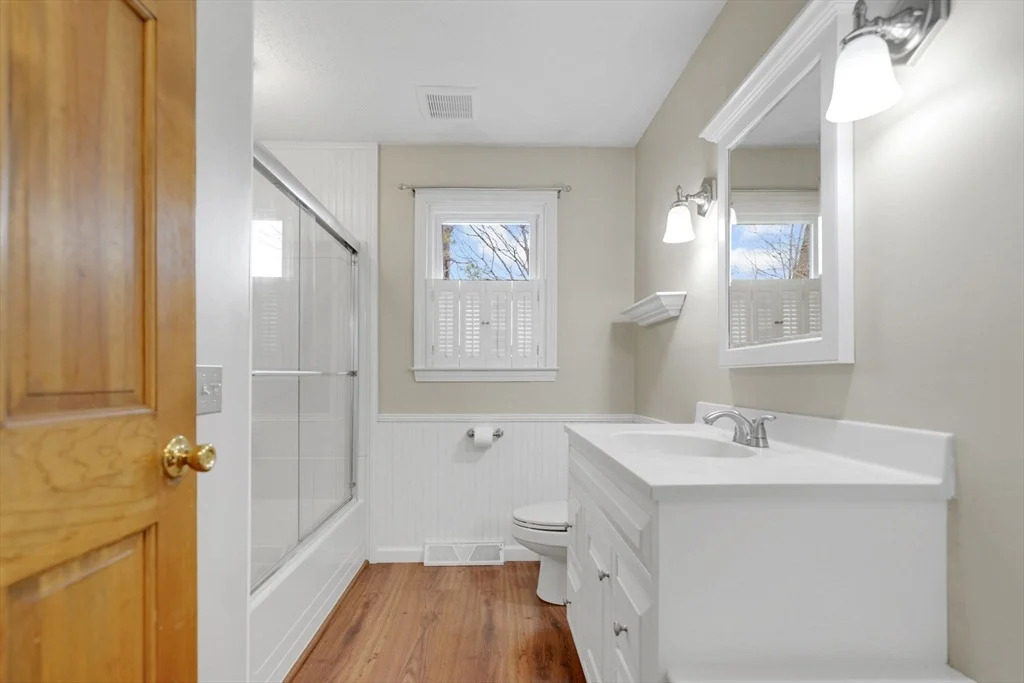 Photo of 135 Nutmeg Cir