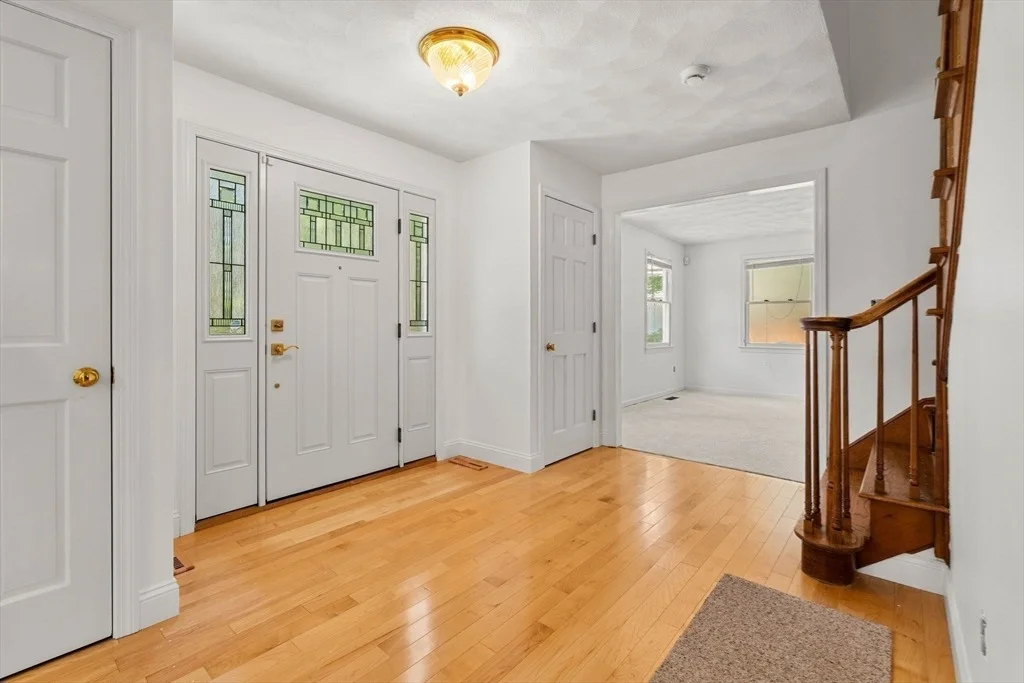 Photo of 18 Equestrian Dr