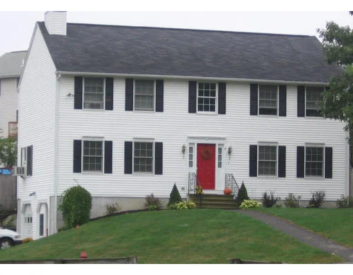 Photo of 1 Robbins Road