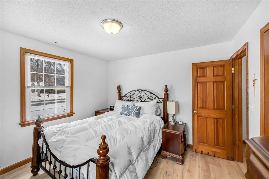 Photo of 365 Maple Rd