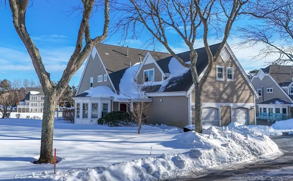 Photo of 13 Bay Pointe Dr Ext