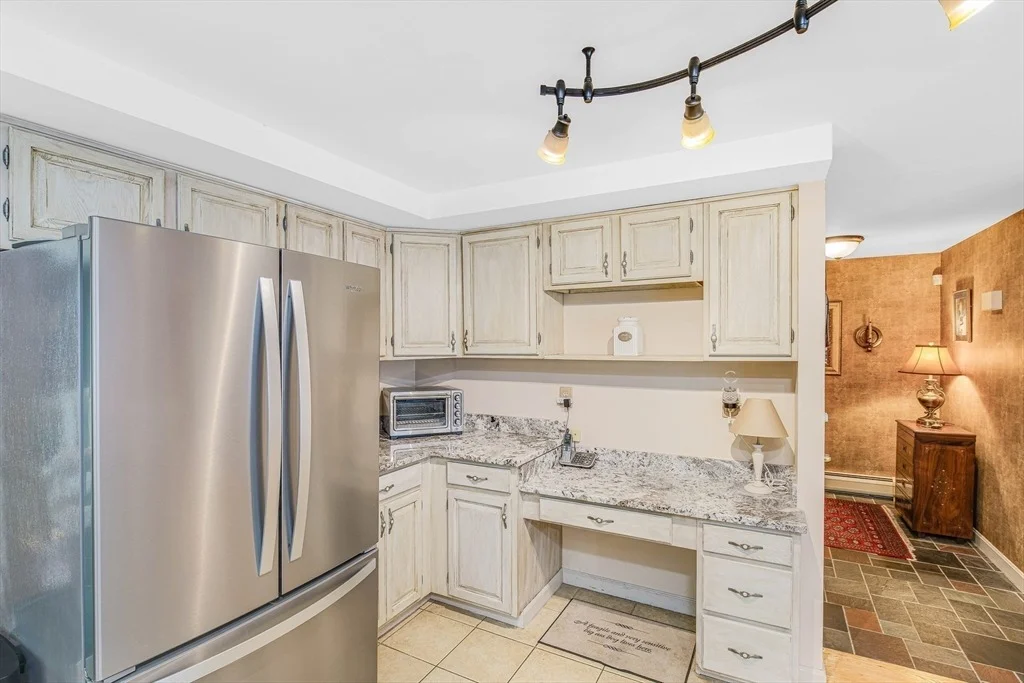 Photo of 156 Newbury Rd