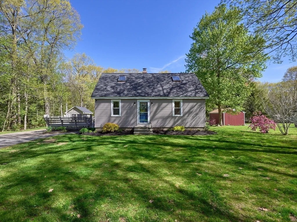 Photo of 6 Maple Lane