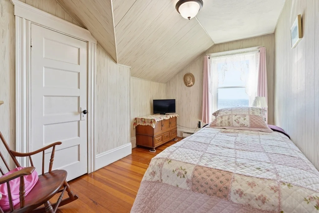 Photo of 85 Willow Rd
