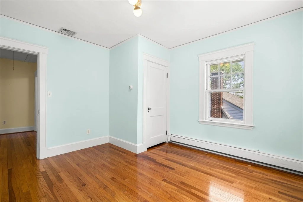 Photo of 49 Walnut Street