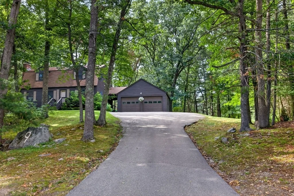Photo of 9 Spruce Rd