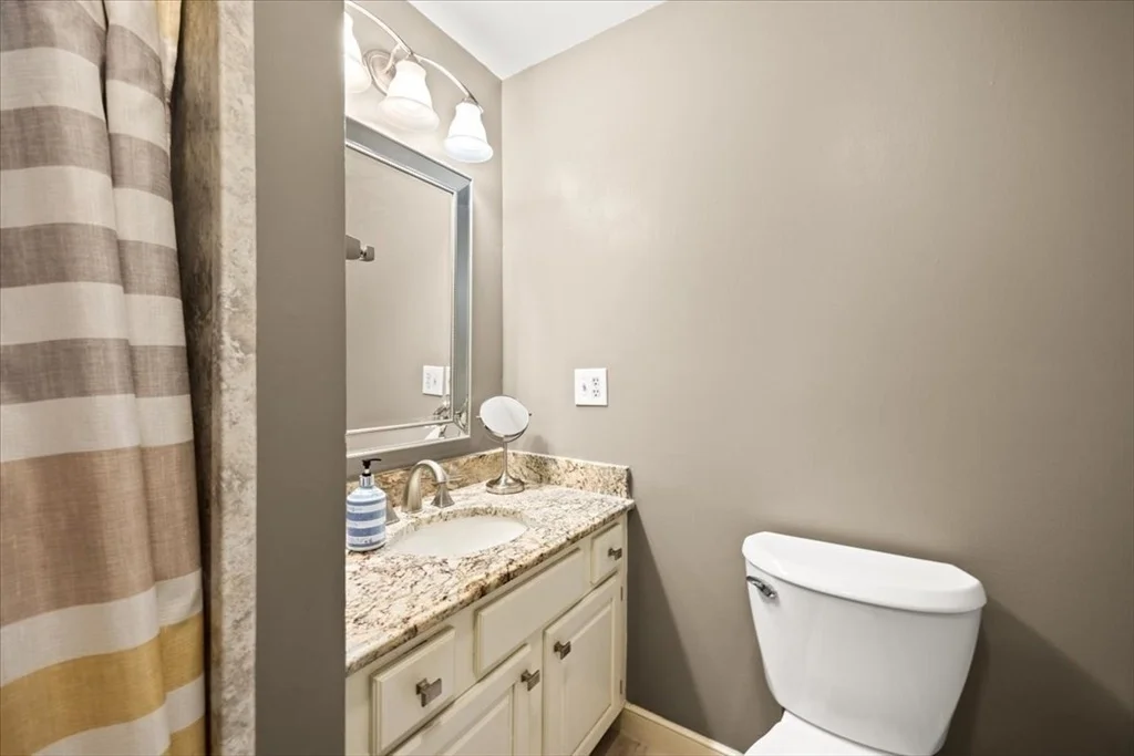 Photo of 25 Arbor Way