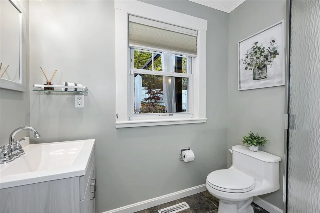 Photo of 103 High Street