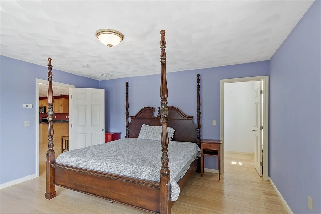 Photo of 5 Hoover Ave