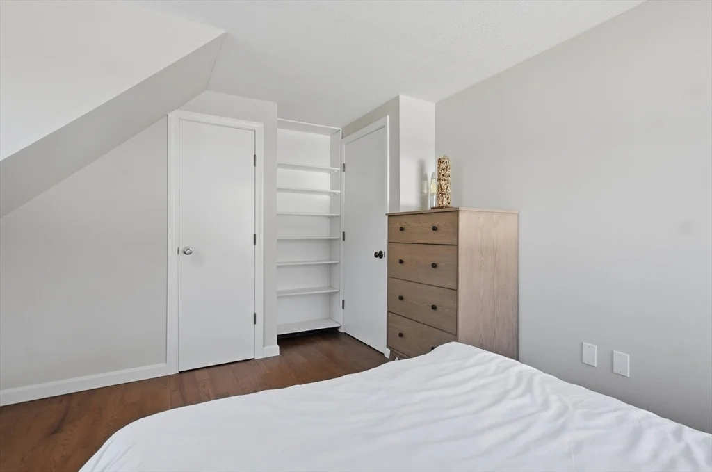 Photo of 68 Pearson Dr