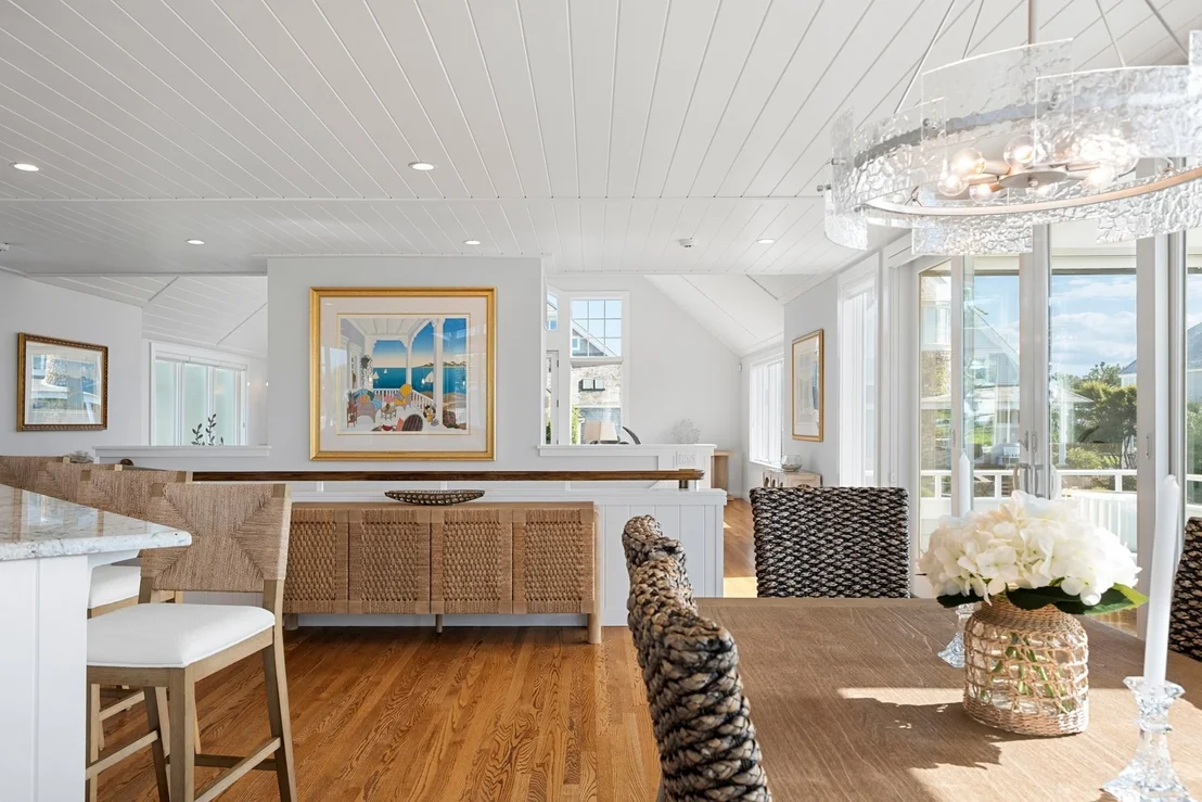Photo of 122 Shore Drive West