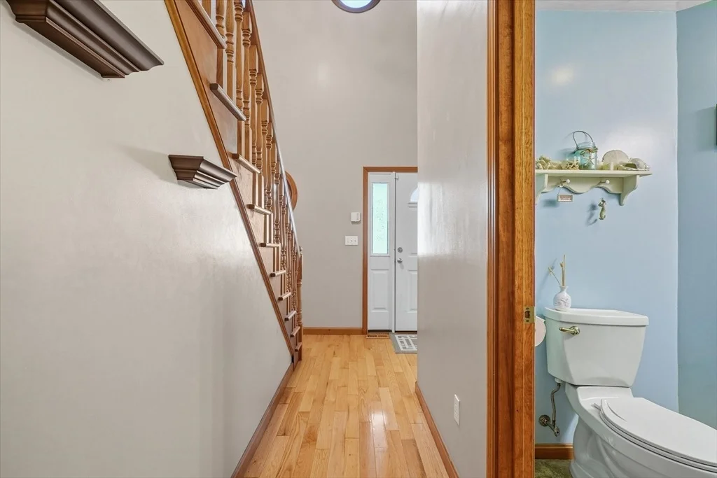 Photo of 325 Den Quarry Road