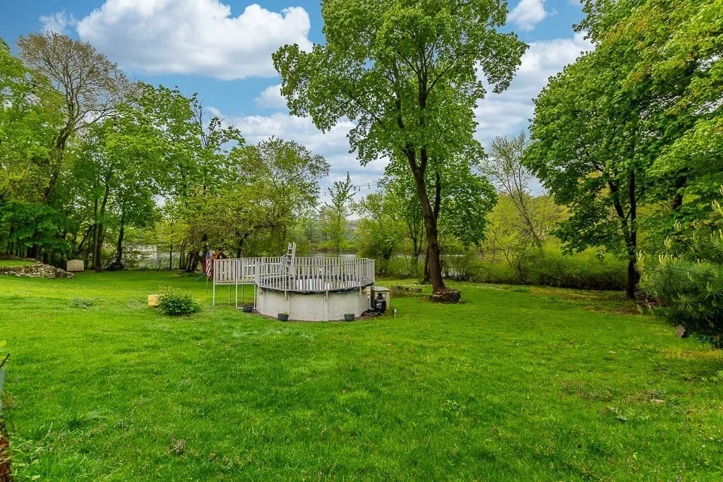 Photo of 85 Emmett Avenue