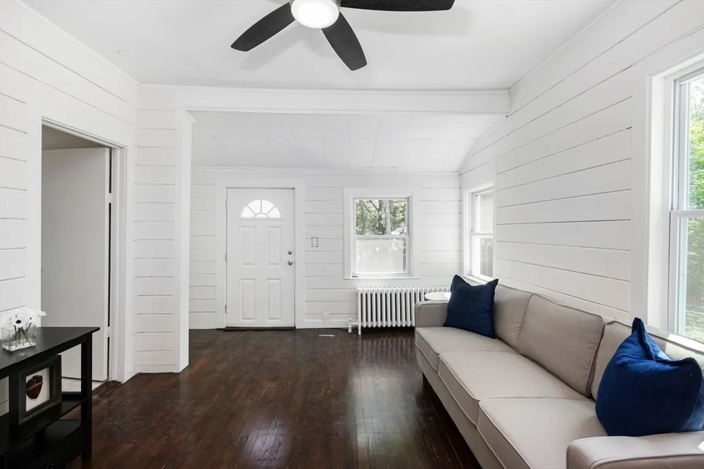 Photo of 147 Fairmount Ave