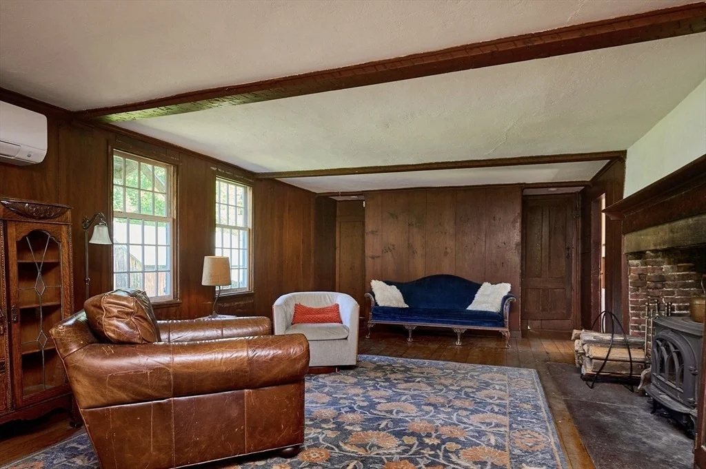 Photo of 40 Whately Glen Road
