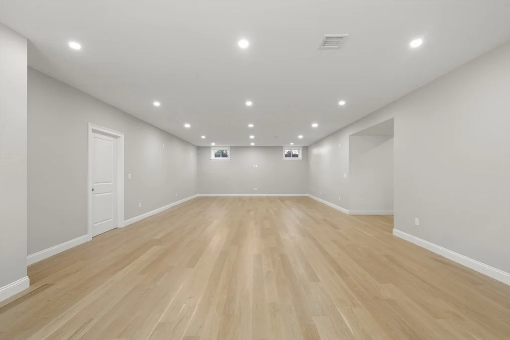 Photo of 1 Tuttle Lane