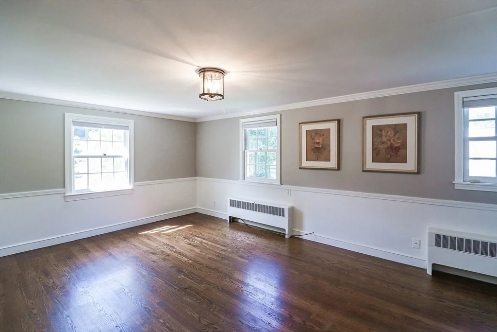 Photo of 595 Laurel Street