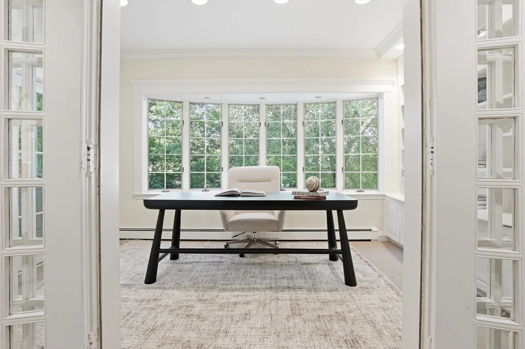 Photo of 6 Oakmount Circle
