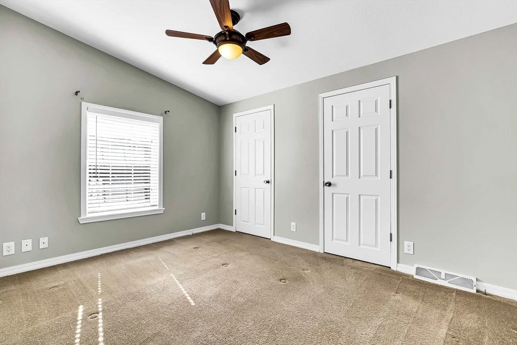 Photo of 32 Modena Circle