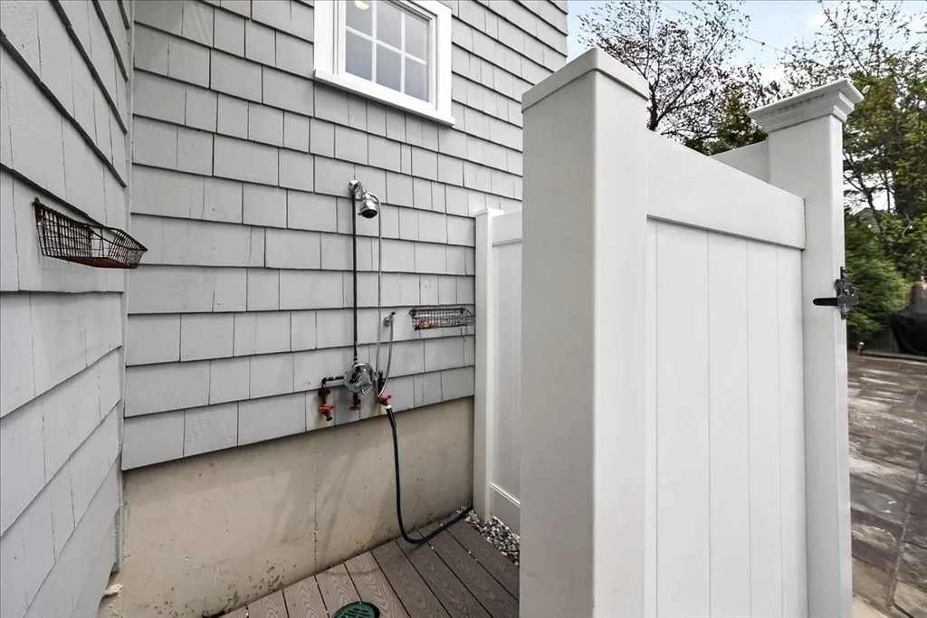 Photo of 75 Brewster Rd