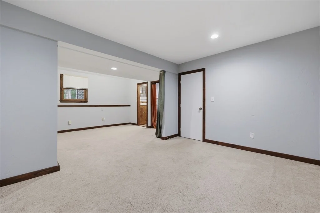 Photo of 6 Fox Hill Road