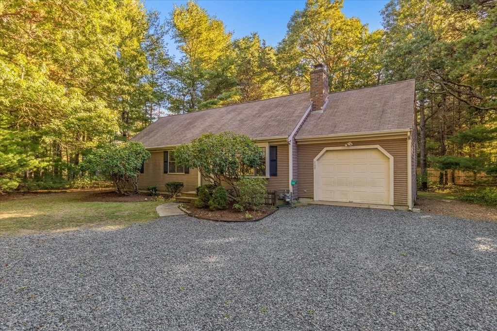 Photo of 369 Bumps River Rd