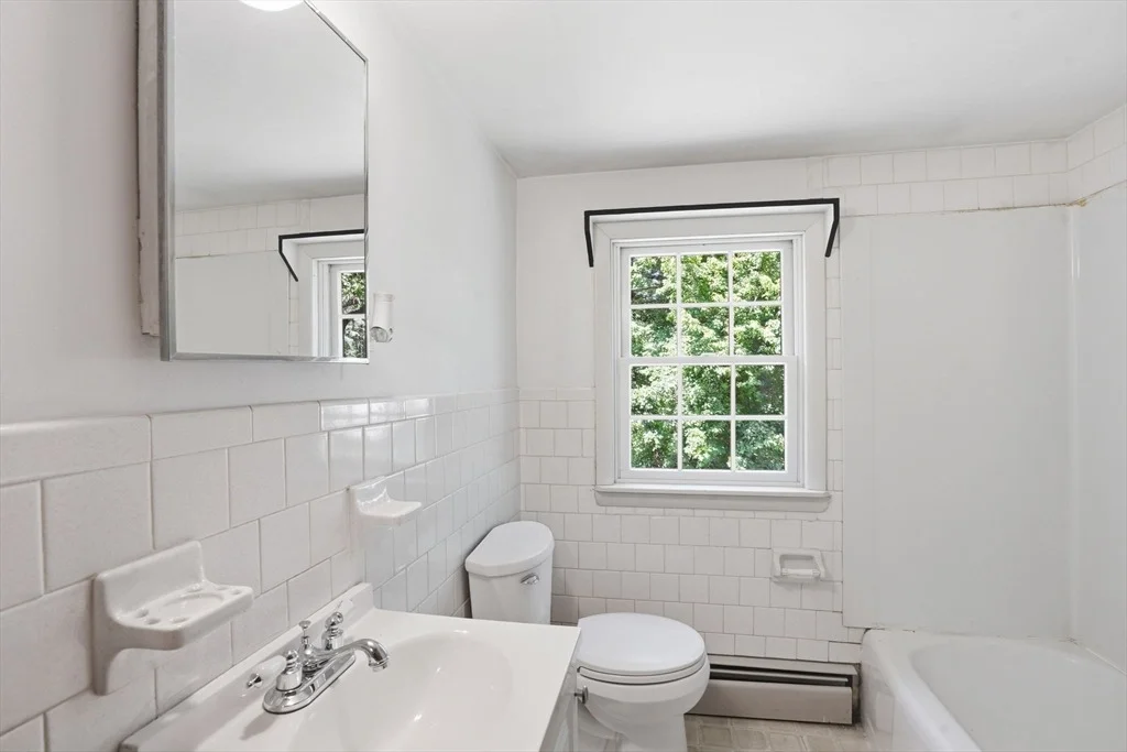 Photo of 33 Cold Spring Rd