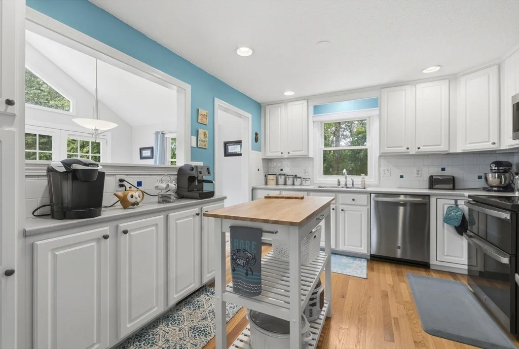 Photo of 55 Overlook Dr W