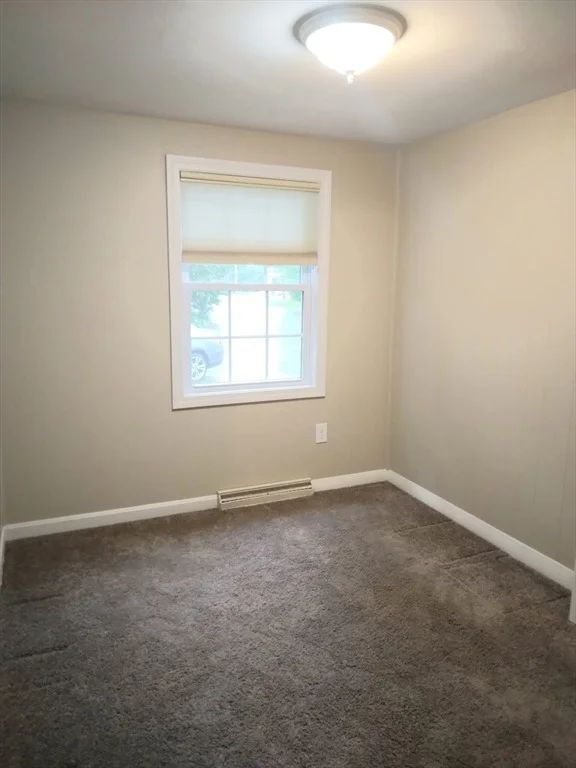 Photo of 42 Lowell Rd