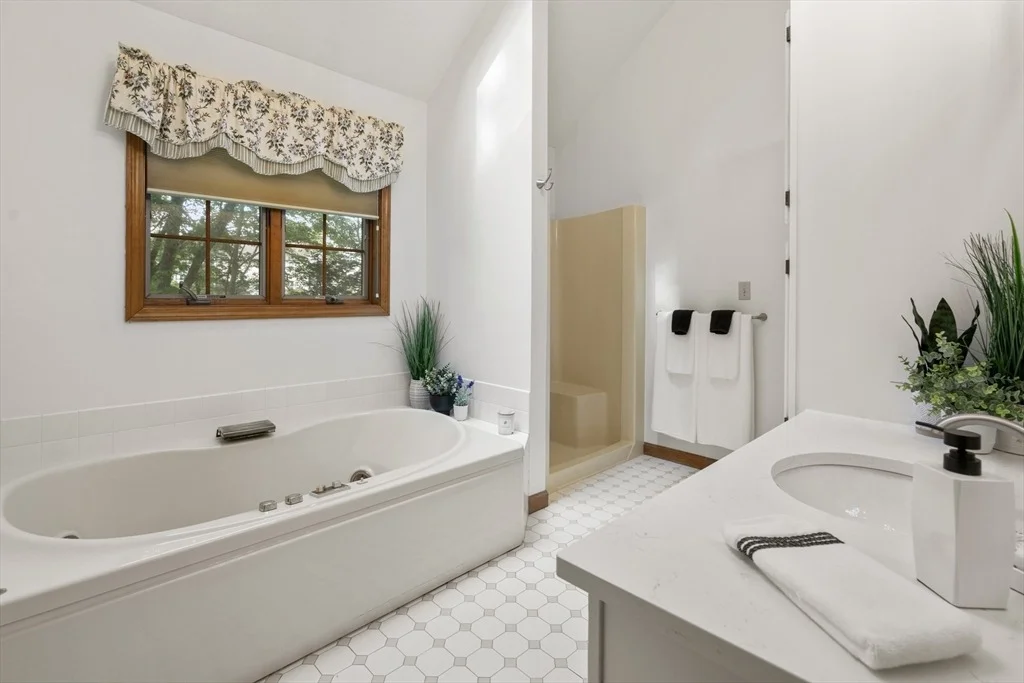 Photo of 100 Avery Heights Drive
