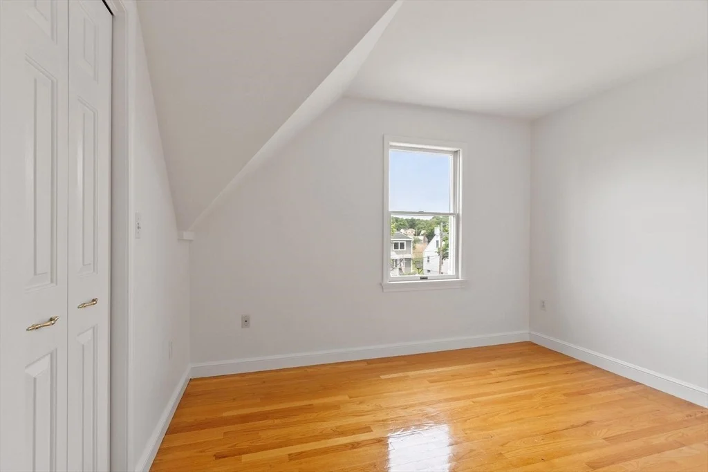 Photo of 45 Willow Rd