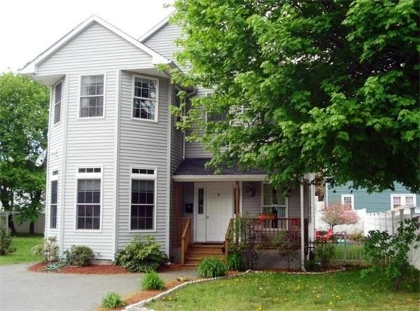 Photo of 104 Spring St
