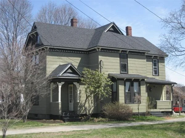 Photo of 20 Maple St