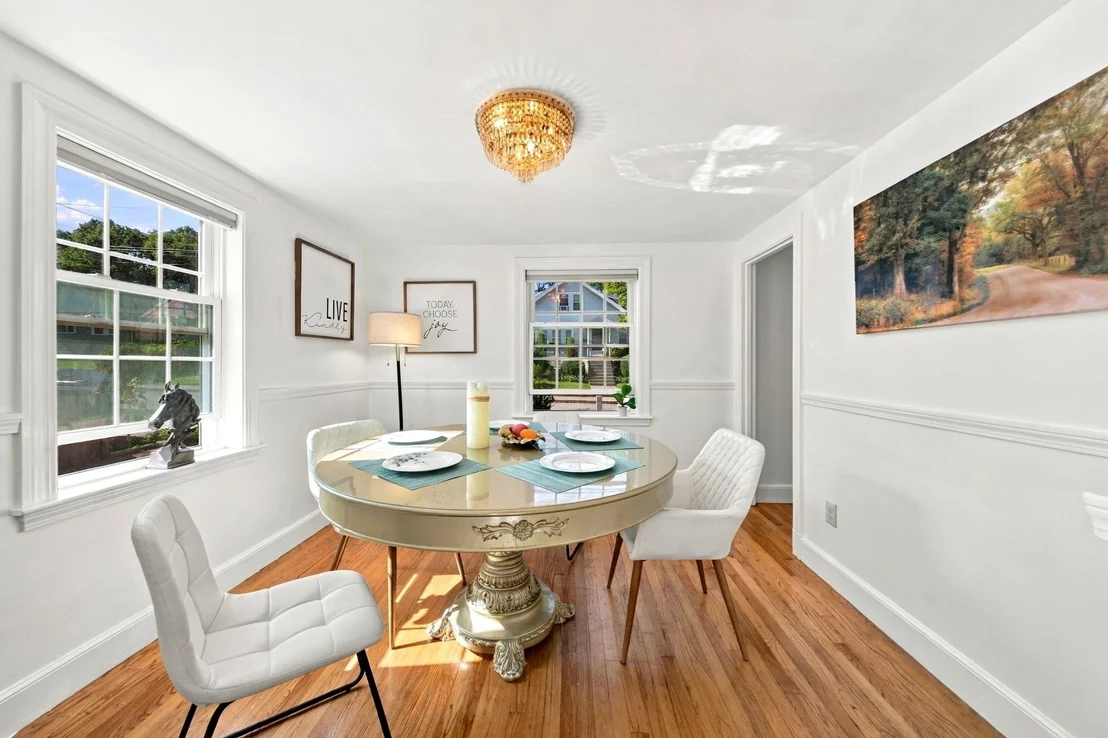 Photo of 147 Elmlawn Rd