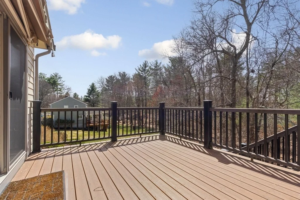 Photo of 14 Borderland Rd