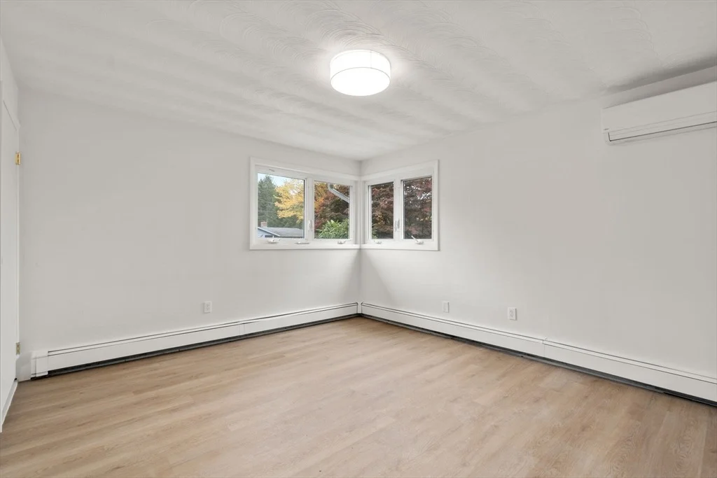 Photo of 8 Clara Rd