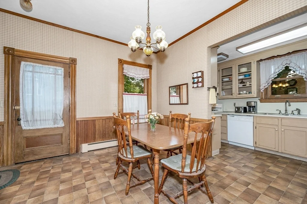 Photo of 82 Lincoln Ave