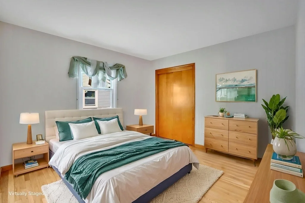 Photo of 300 Circle Dr