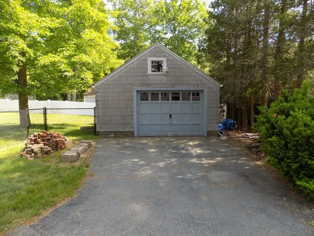 Photo of 266 Alden Rd.