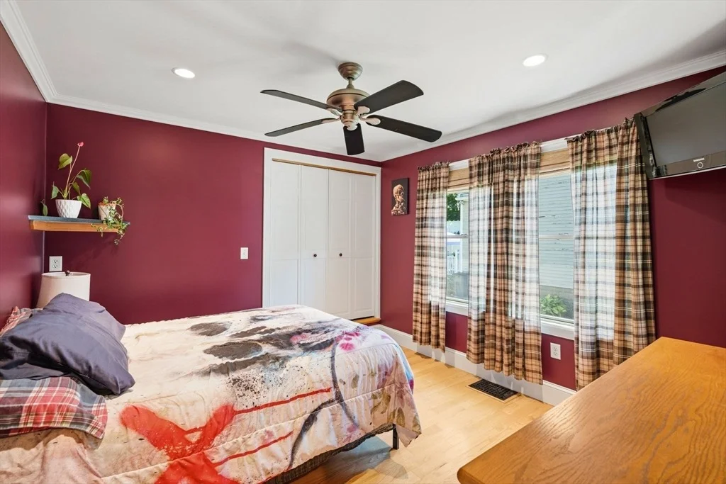 Photo of 55 Winthrop Ave