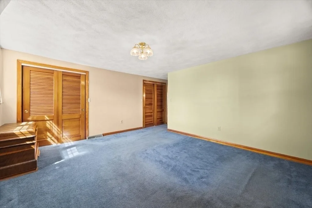 Photo of 7 Glen Echo Blvd