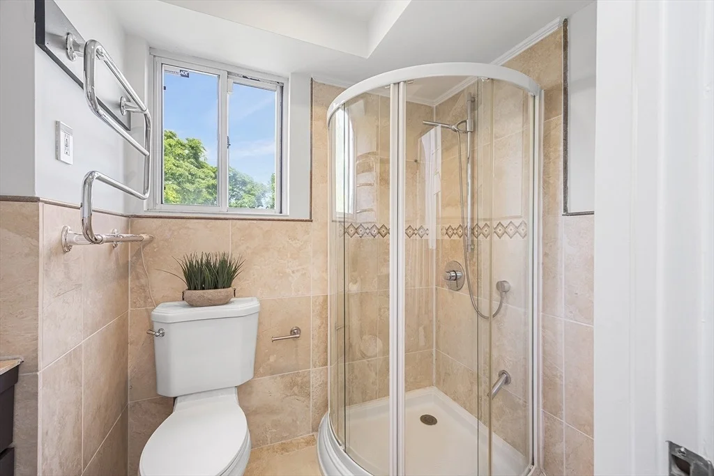 Photo of 16 Ellery Square