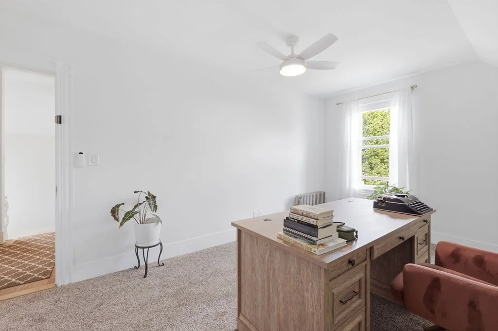 Photo of 9 Munroe St